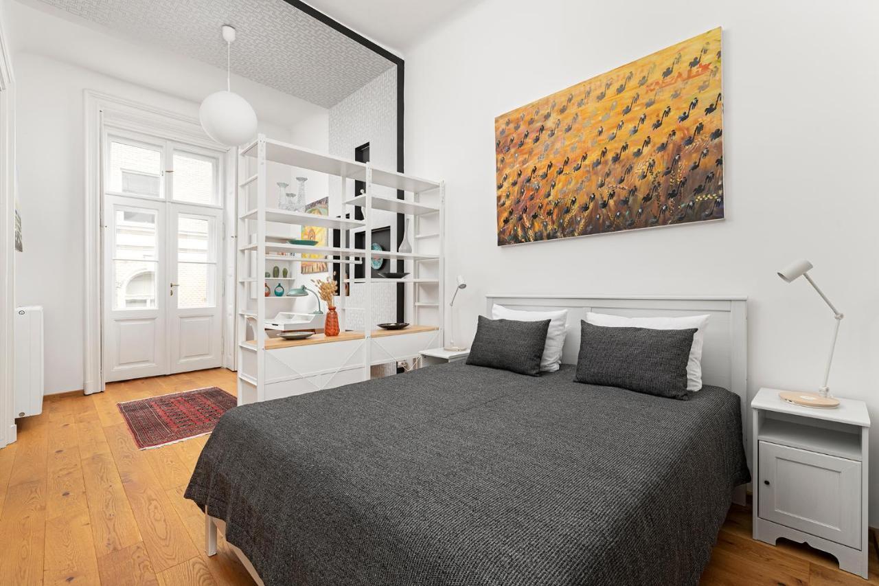 Bonbon Style Apartman Budapest Luaran gambar